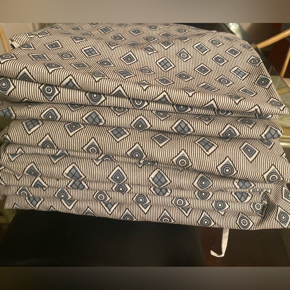 (BRAND NEW) UTOPIA GEAR 13 UNISEX HOSPITAL GOWNS BACK TIE FITS SIZES UP TO 2XL